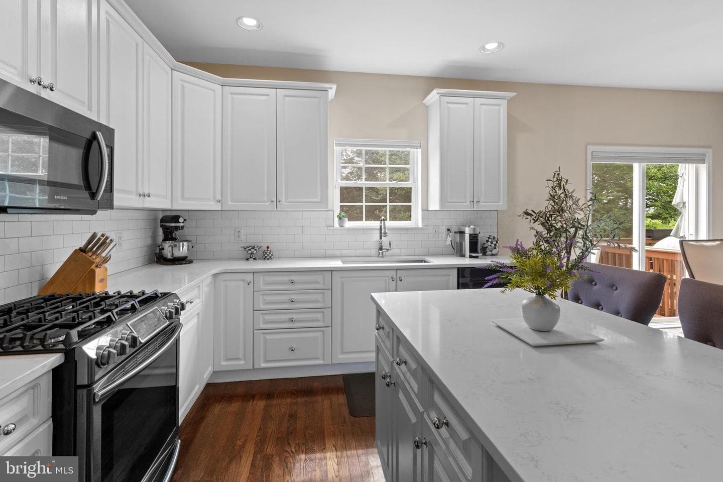 130 Ashley Way photo 7