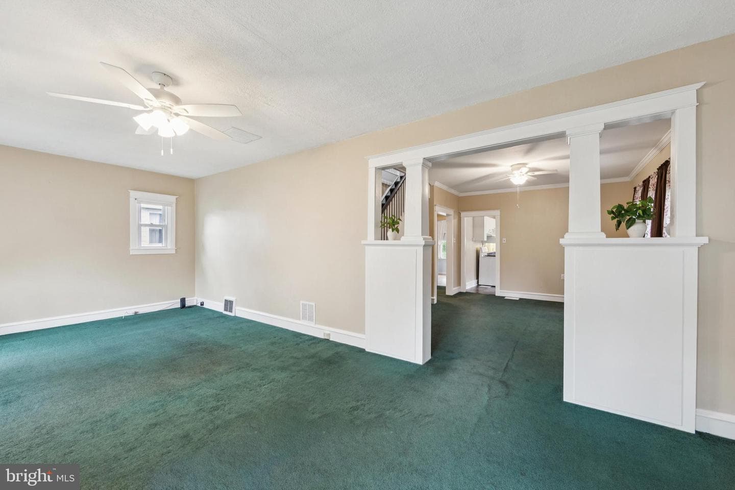 2463 Brookdale Avenue photo 5