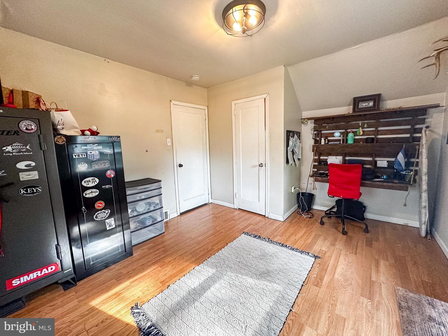 2591 Rosewood Avenue photo 35