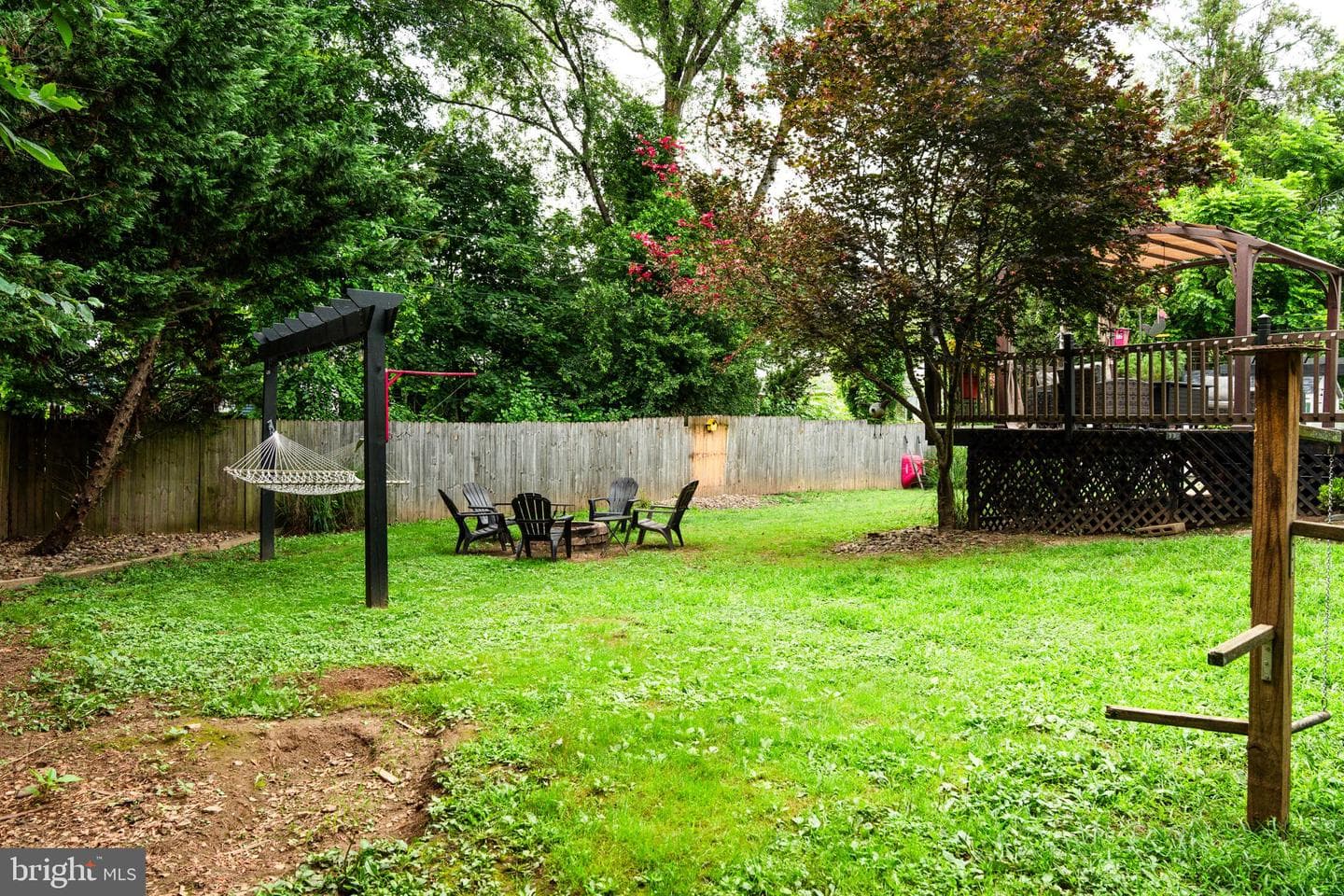 2591 Rosewood Avenue photo 49