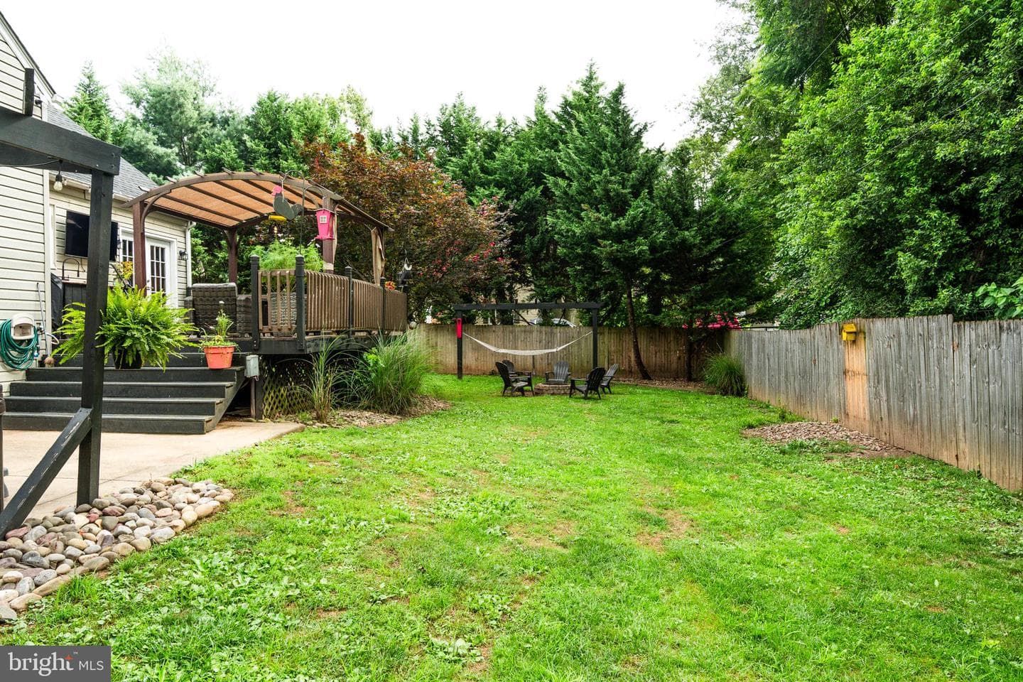 2591 Rosewood Avenue photo 9