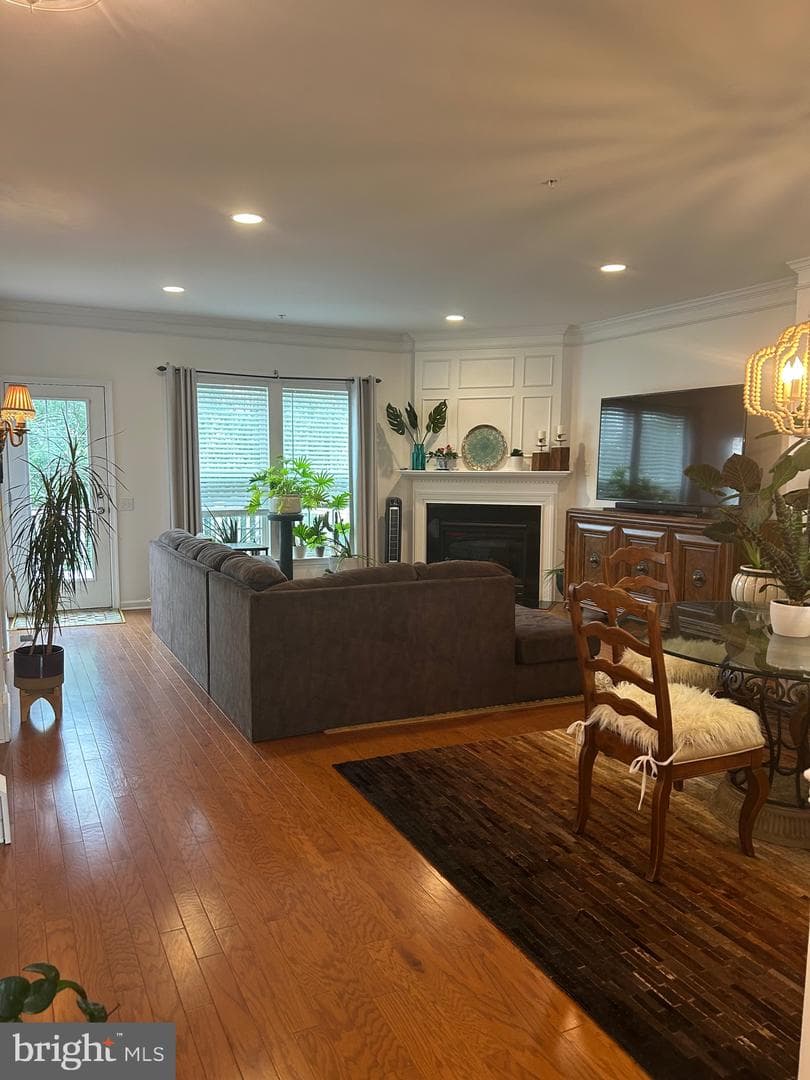 414 Ellison Dr photo 8
