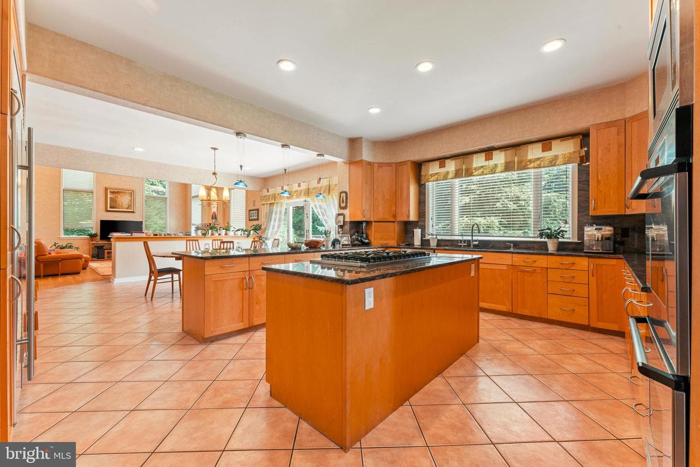 1427 Byberry Road photo 16