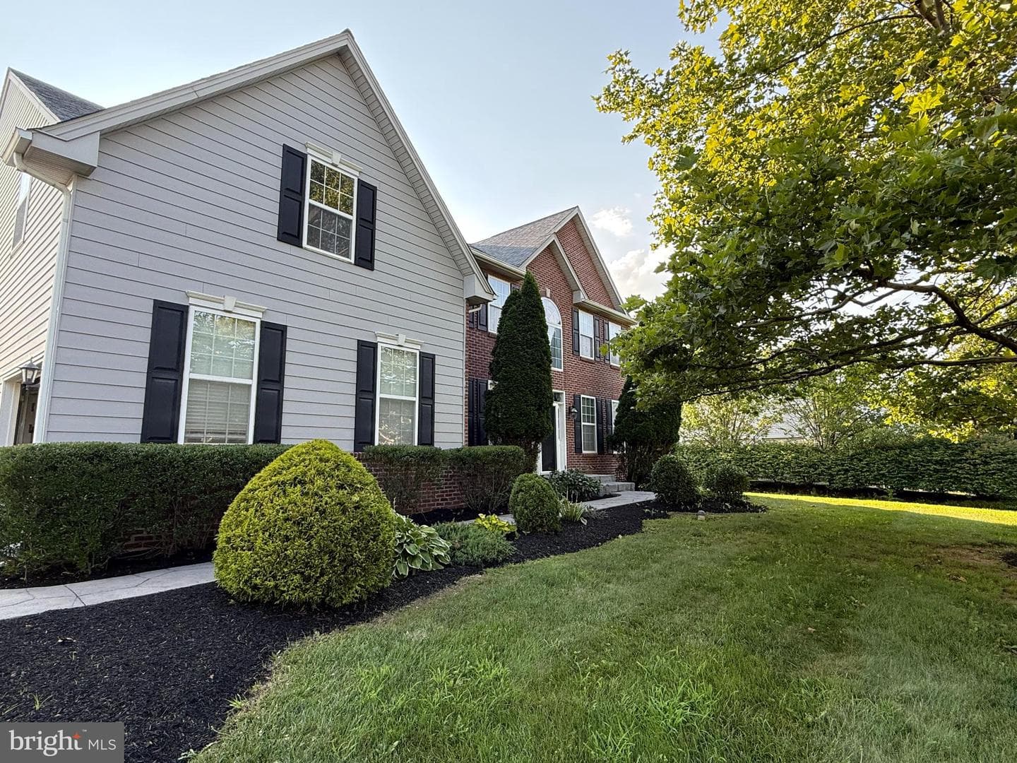 138 Bradford Drive photo 1