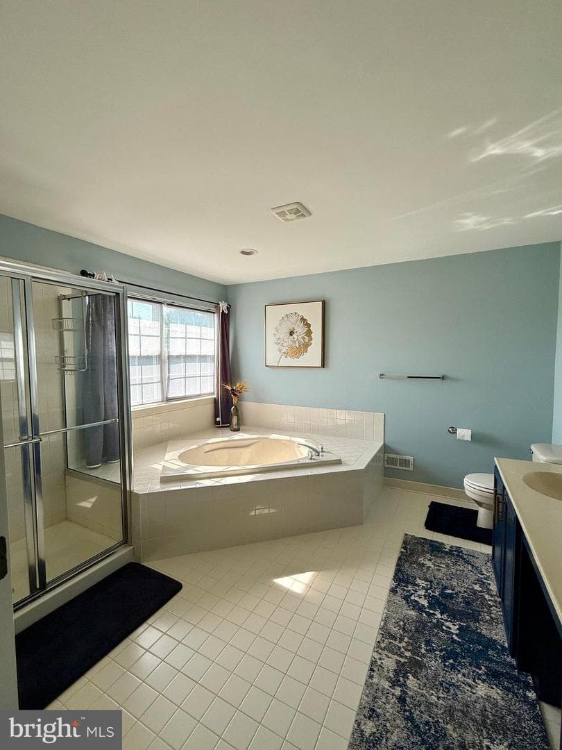 138 Bradford Drive photo 28