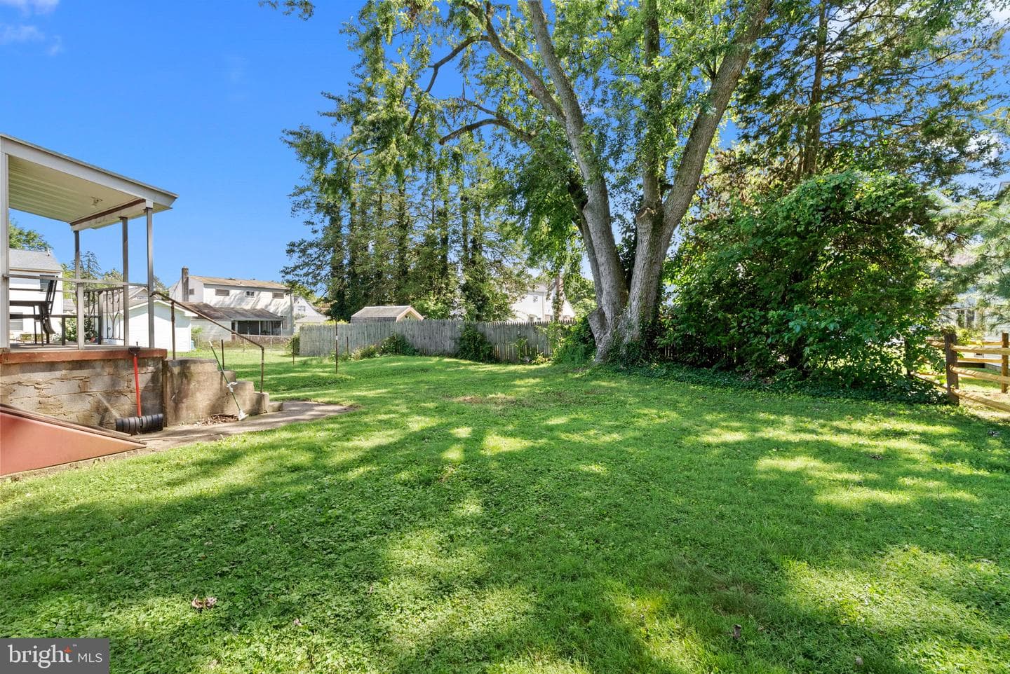 612 Brook Street photo 22