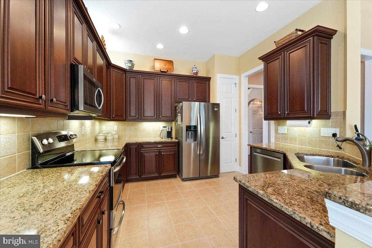 504 Logan Road photo 10