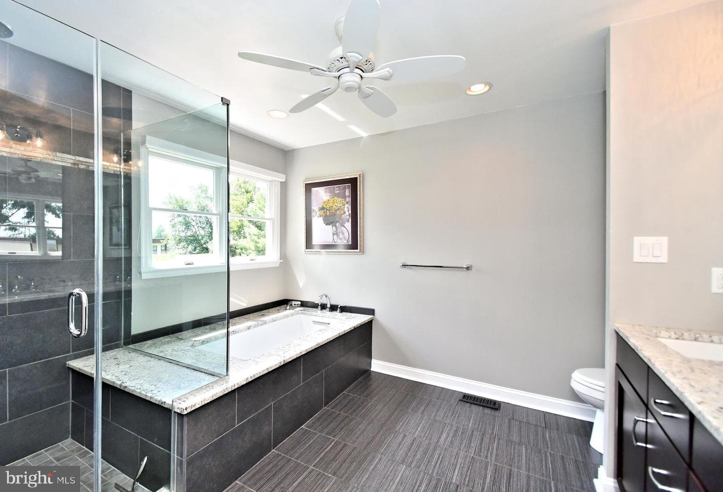 102 Gwynmont Drive photo 44