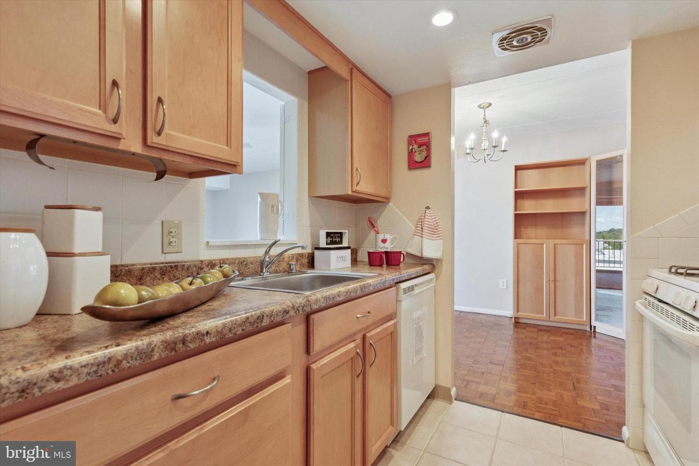 100 West Avenue #604-W photo 5