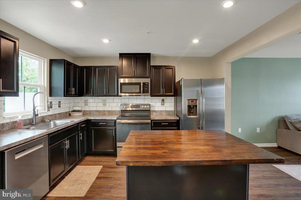 12 Foxwood Drive photo 13