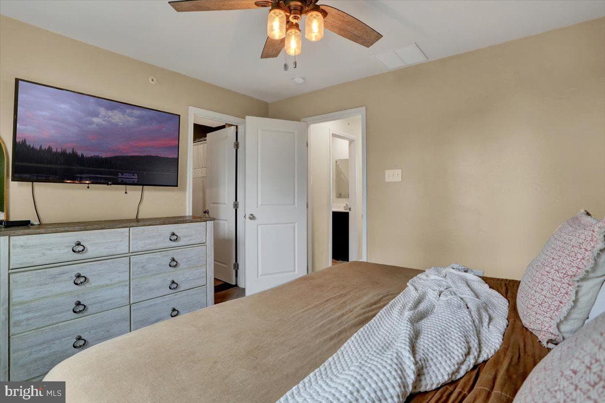 12 Foxwood Drive photo 25