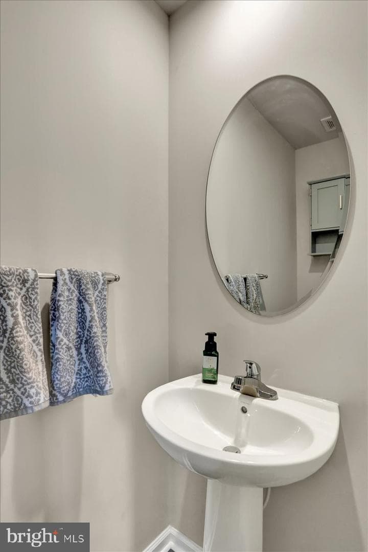 12 Foxwood Drive photo 8