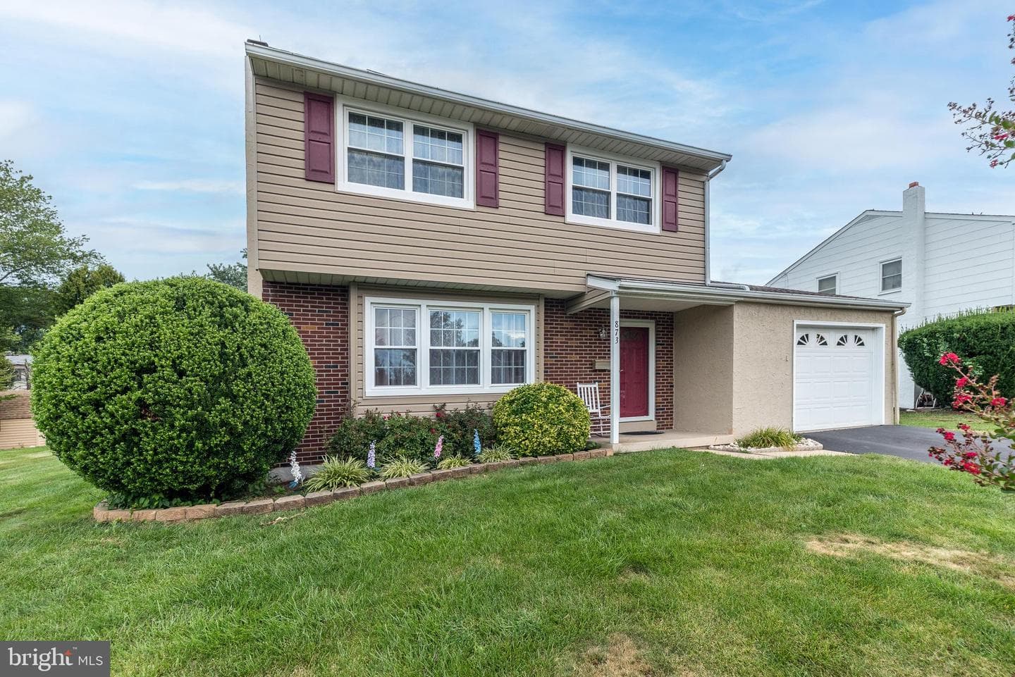 873 Lombardy Drive photo 3