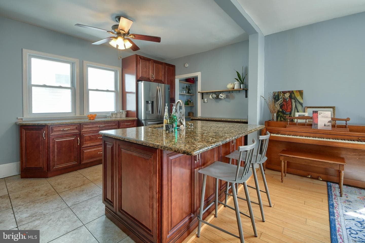 2229 Oakdale Avenue photo 12