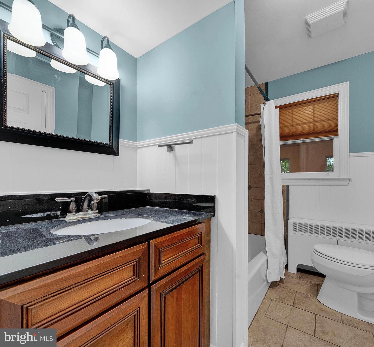 2031 Oak Avenue photo 29
