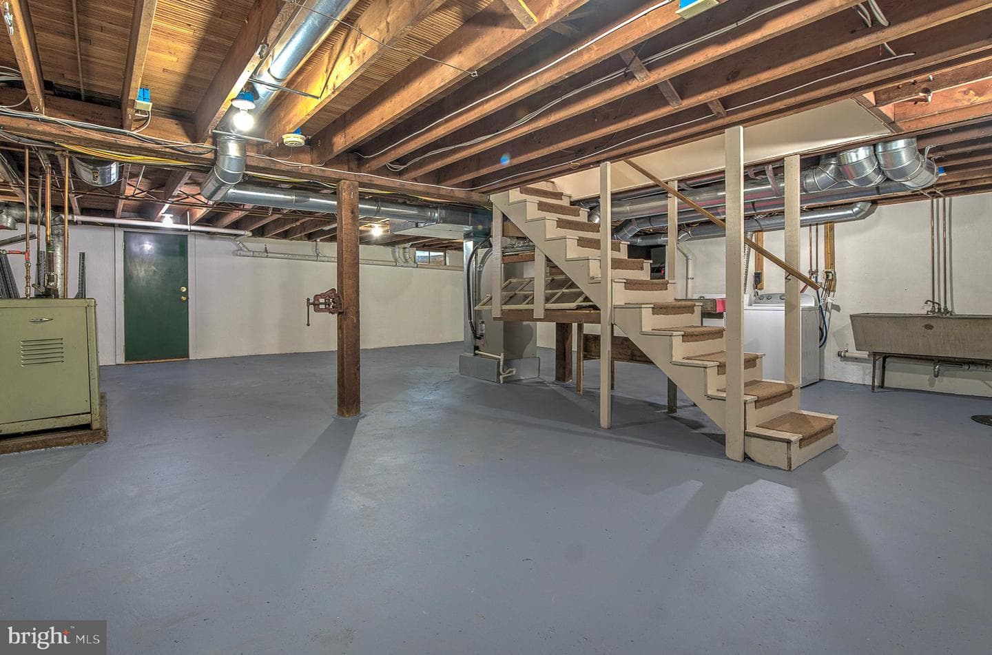 2031 Oak Avenue photo 39