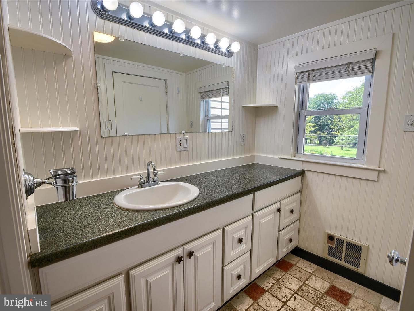 2221 Little Road photo 35