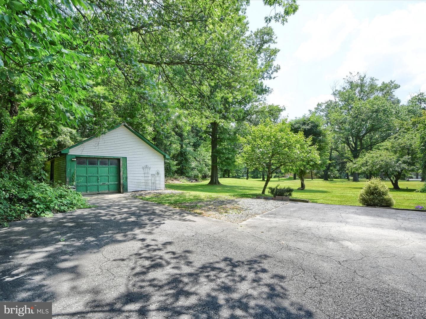 2221 Little Road photo 47