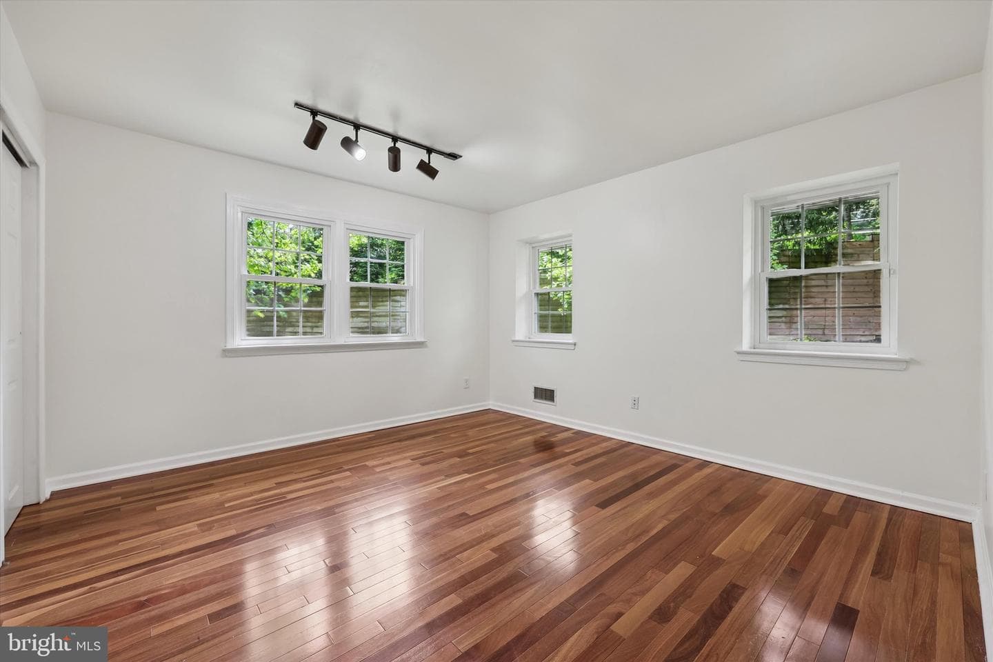 527 Conshohocken State Road photo 29