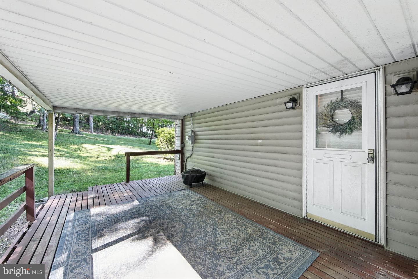 812 Mennonite Road photo 9