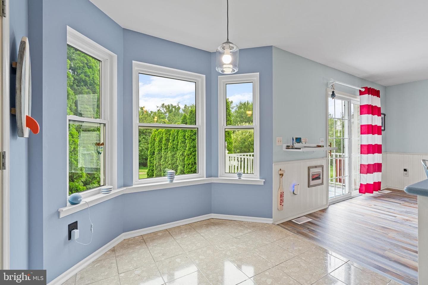 640 New Market Drive photo 15
