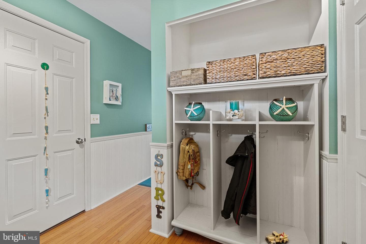 640 New Market Drive photo 5