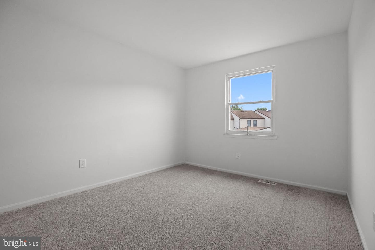 65 Wynmere Drive photo 31