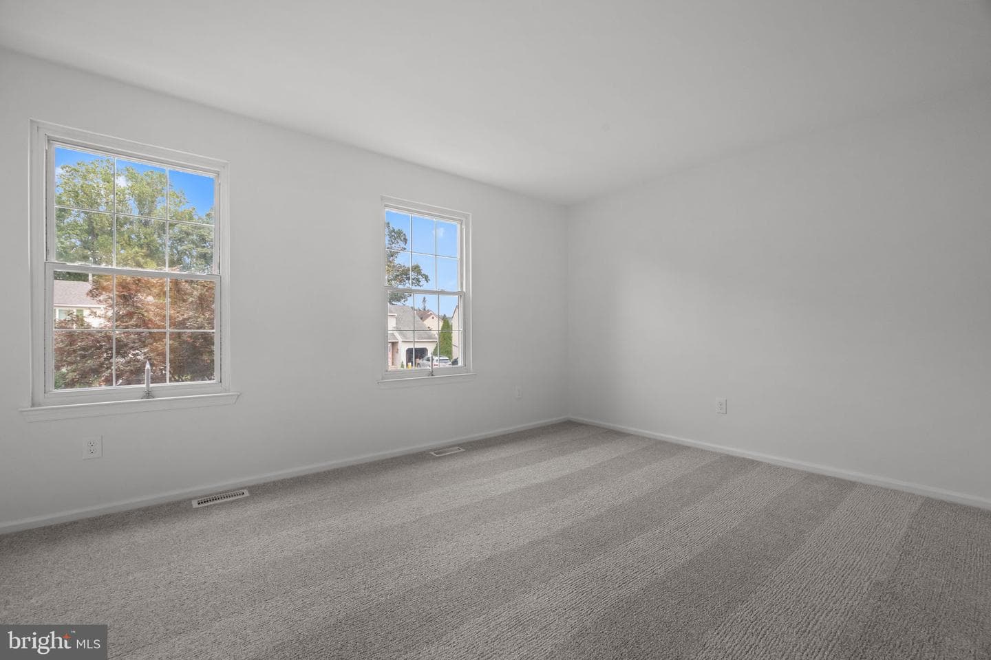 65 Wynmere Drive photo 32