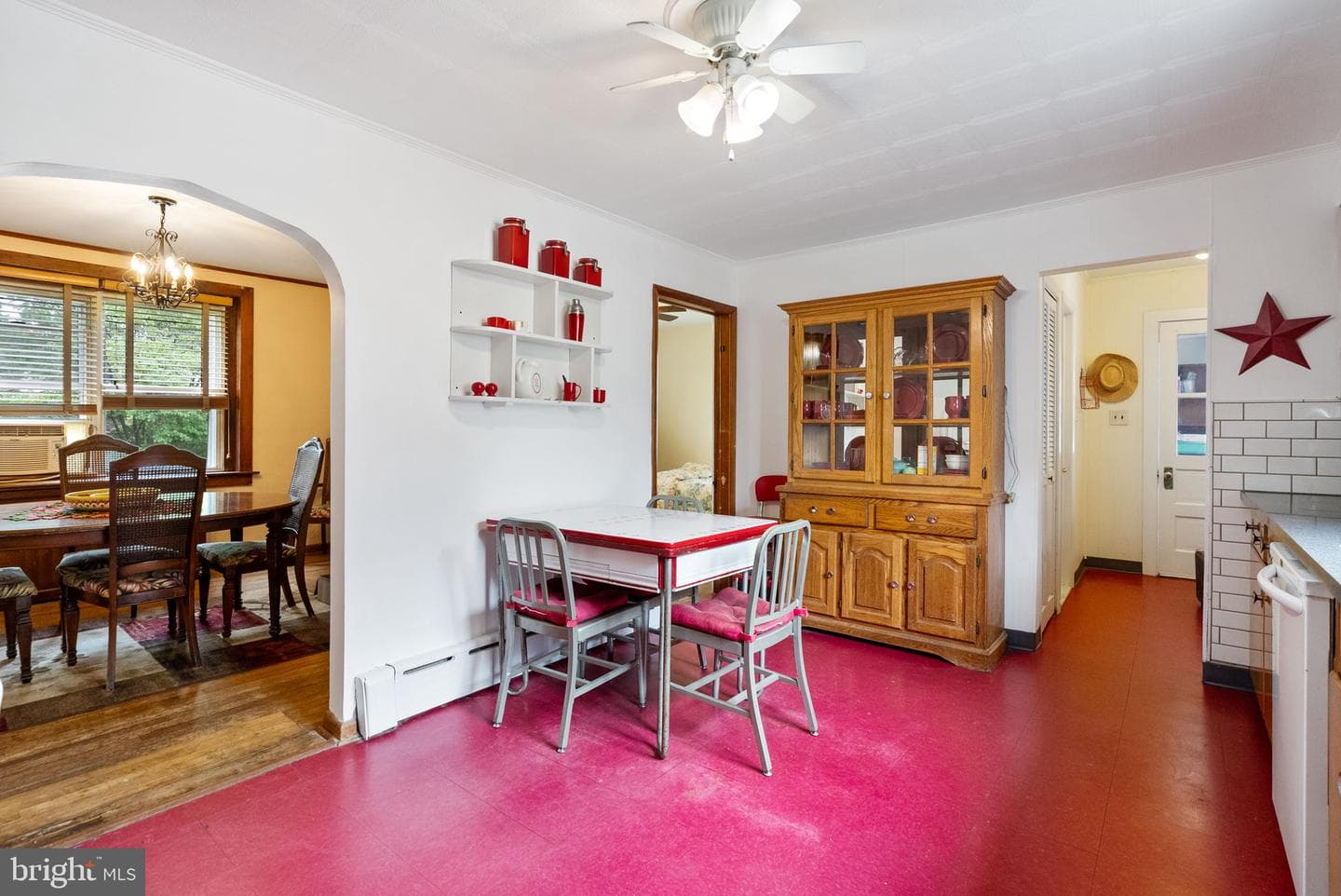 204 Francis Avenue photo 13