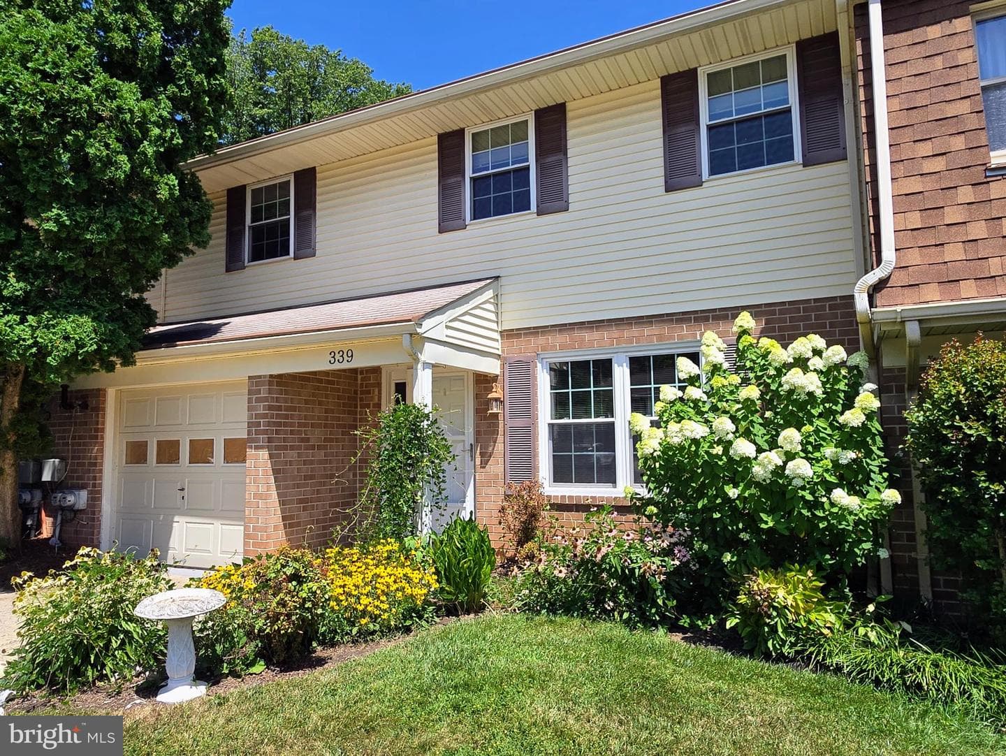 339 Laurel Drive photo 2