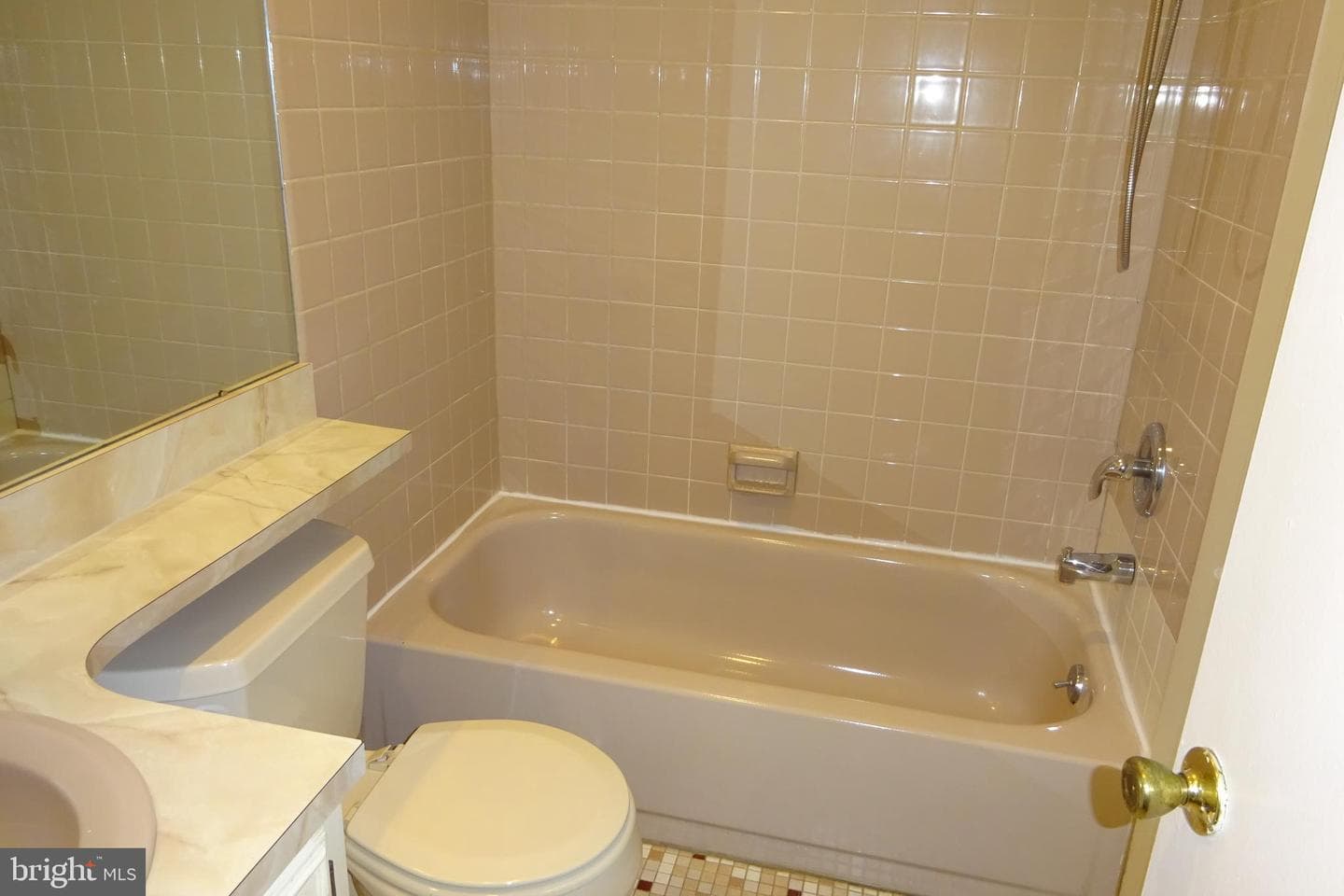 1207 B Crosshill Court photo 15