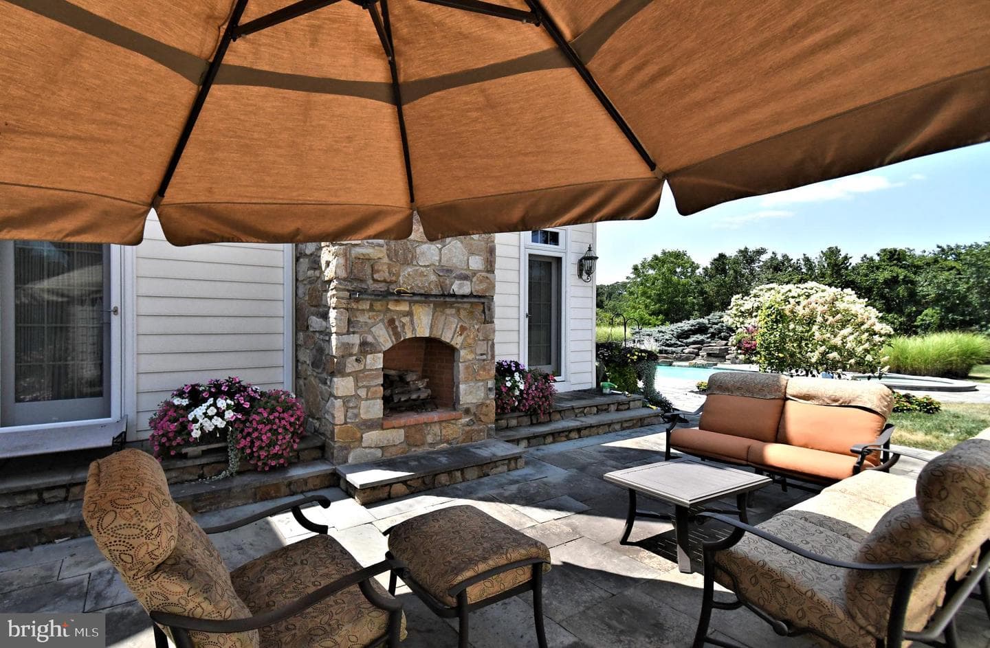 1811 Hollow Road photo 99