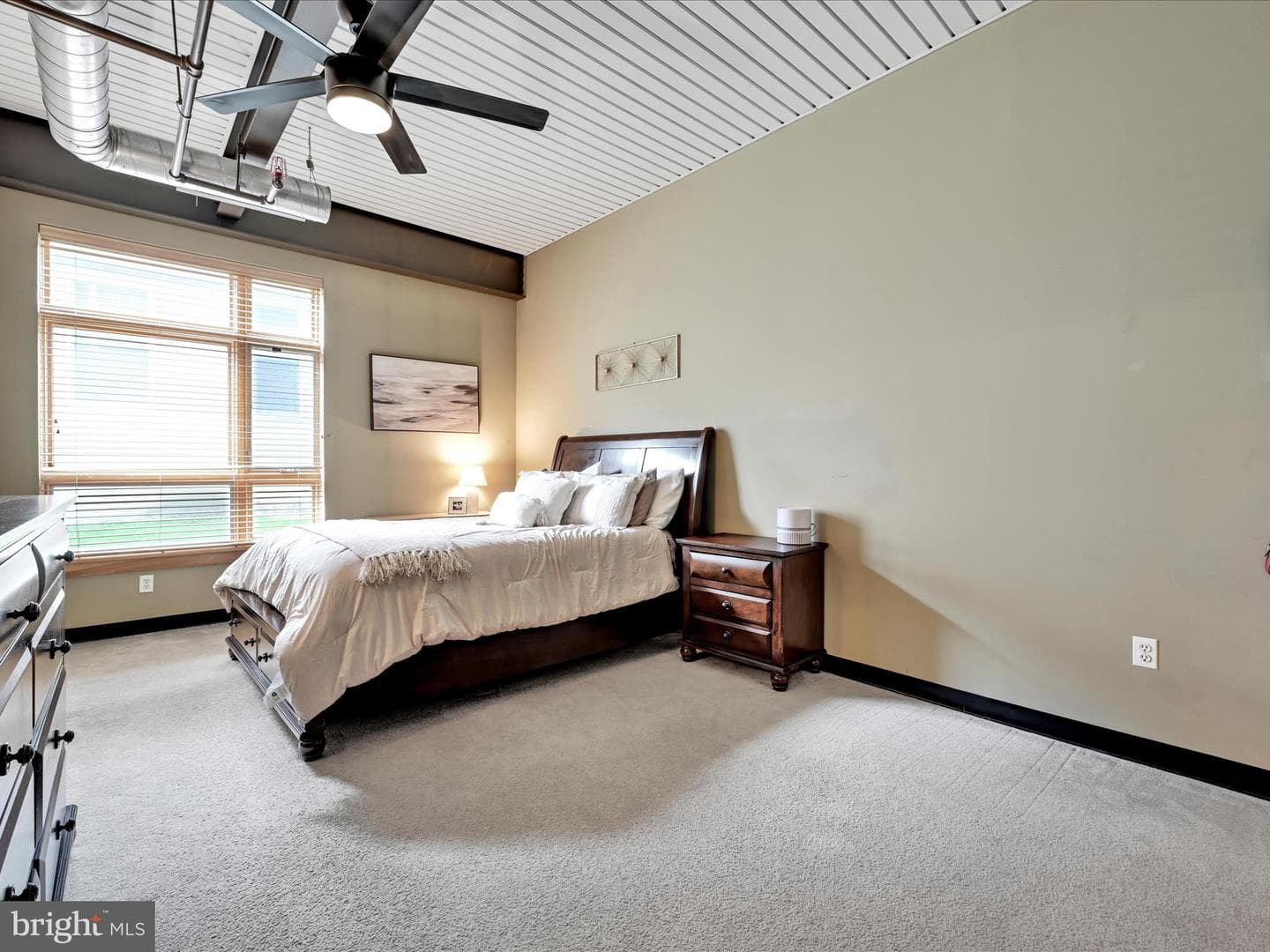 75 Maple Street #104 photo 15