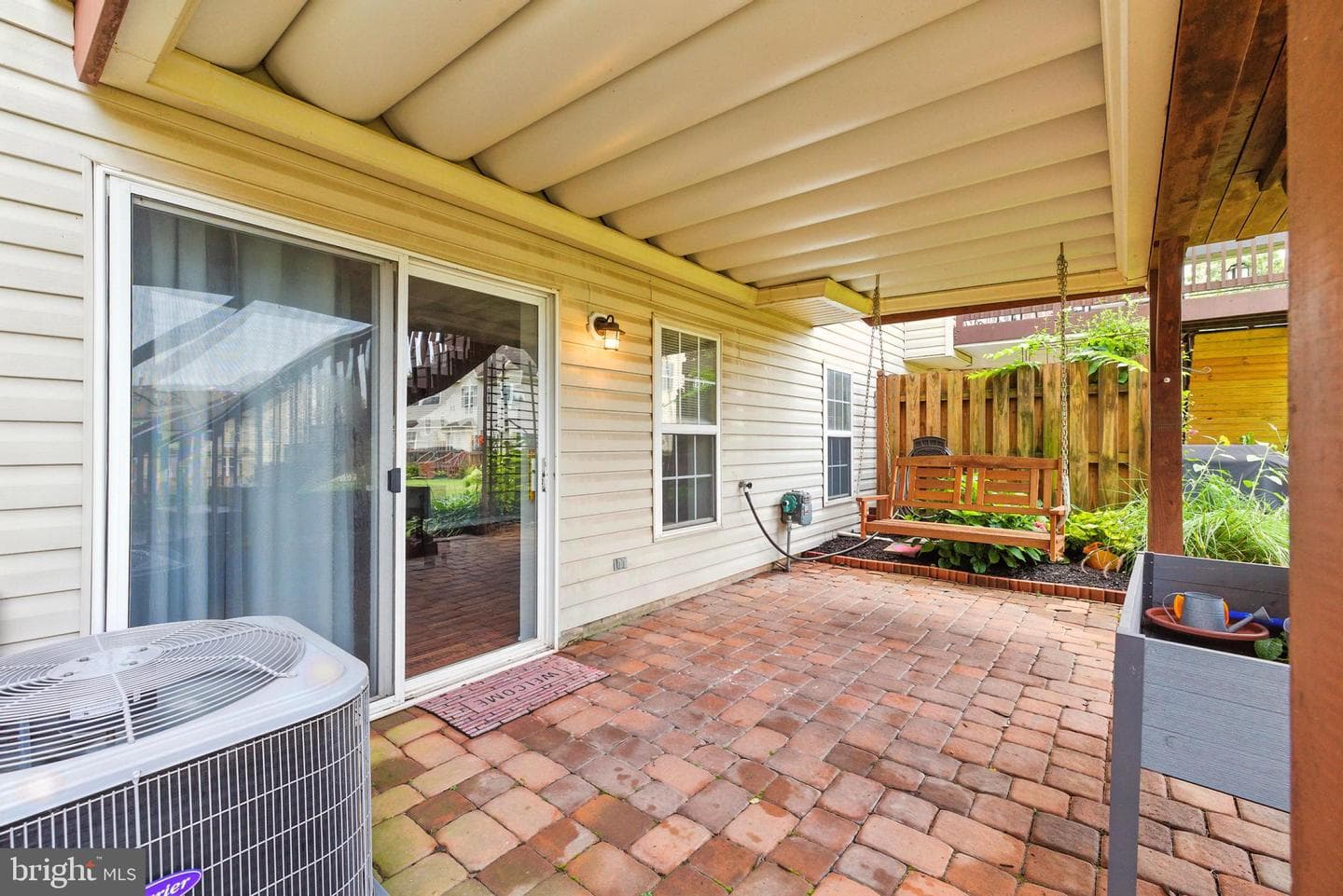 305 Manor Road photo 7