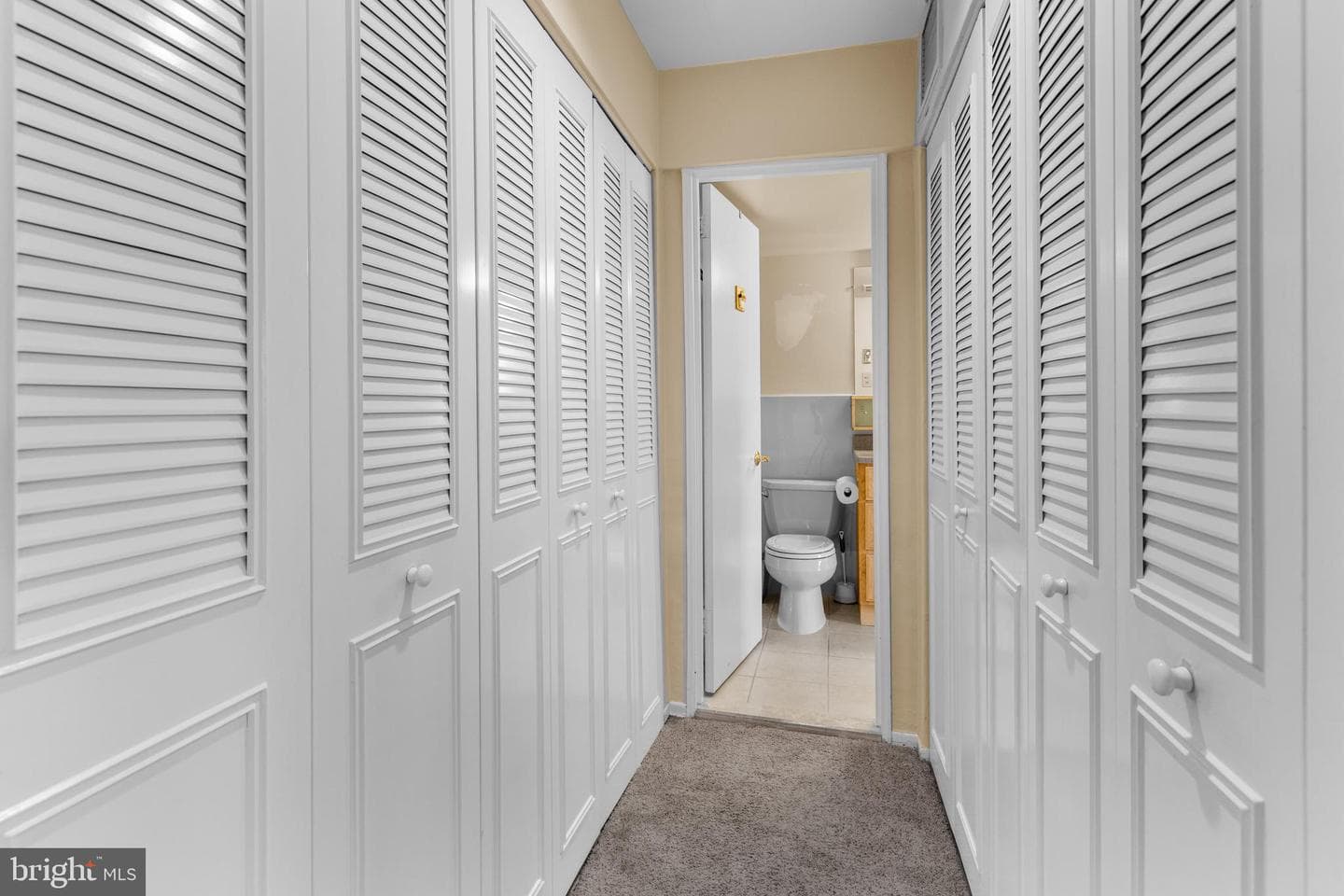 1570 The Fairway #402e photo 15