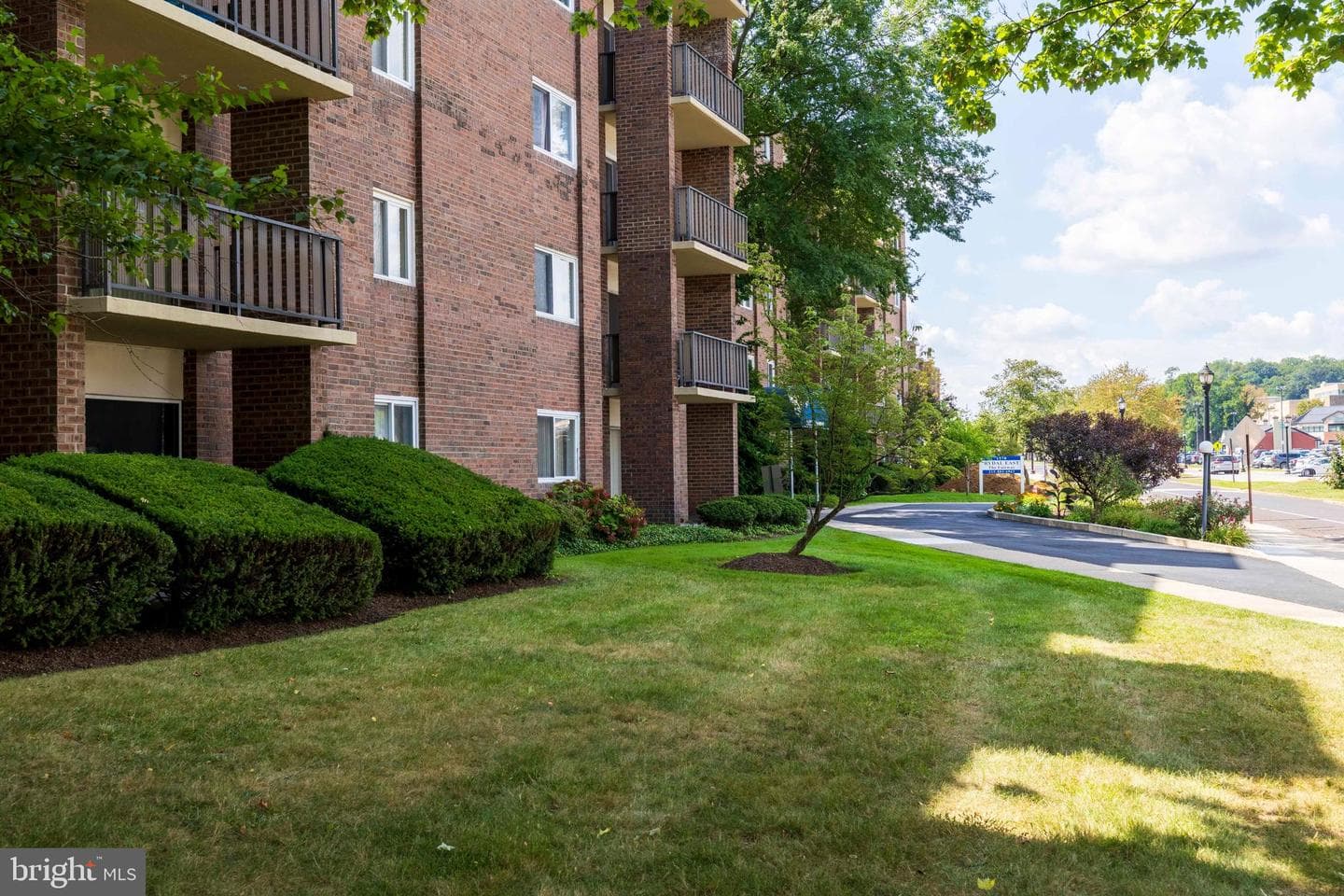 1570 The Fairway #402e photo 20