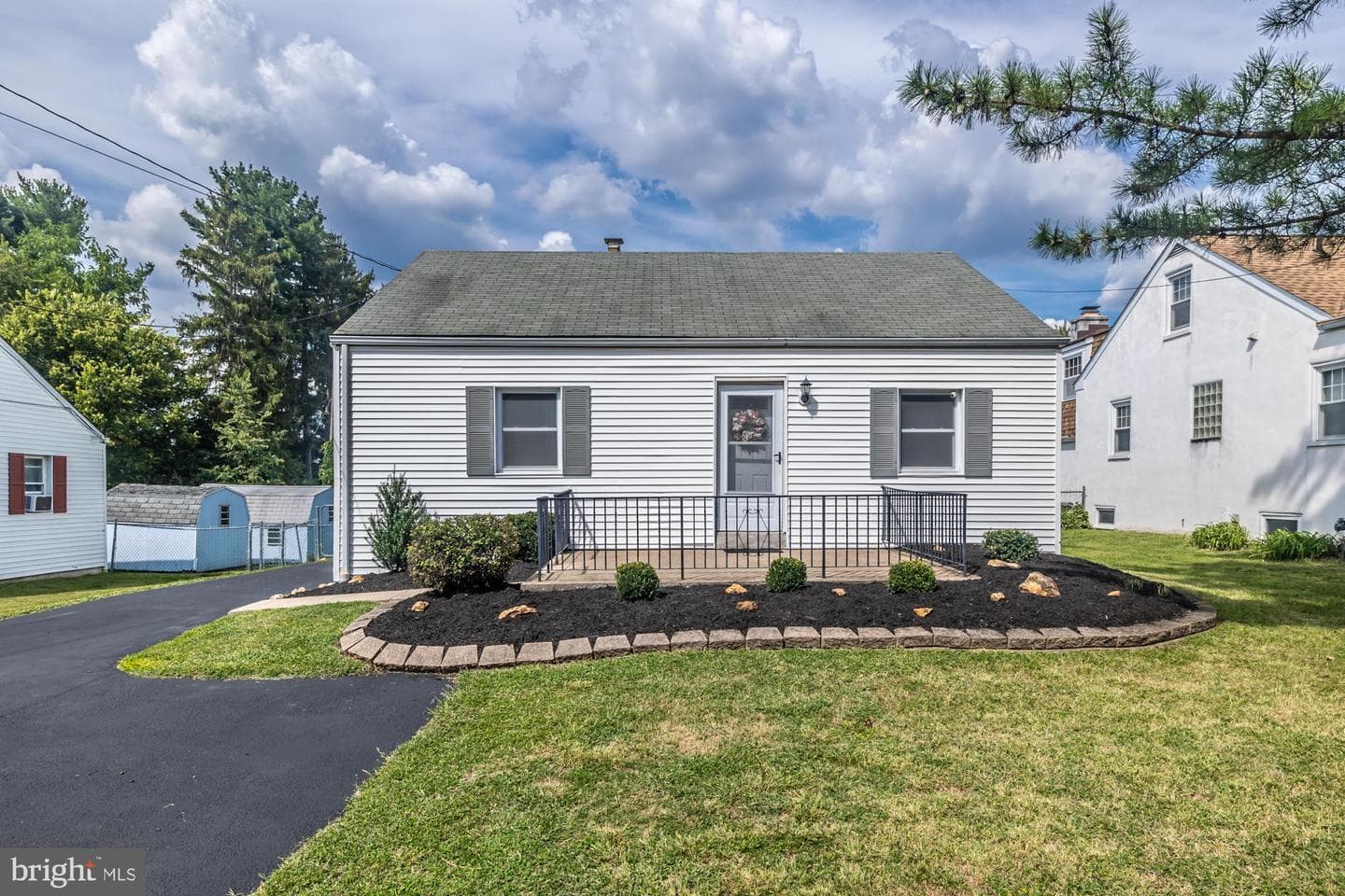 346 W Church Road photo 1