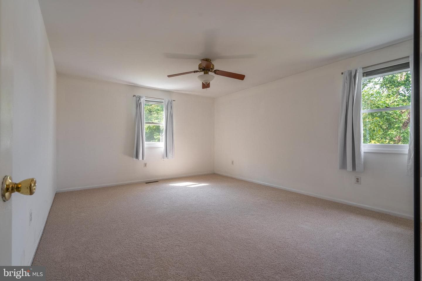 636 Eagle Lane photo 32