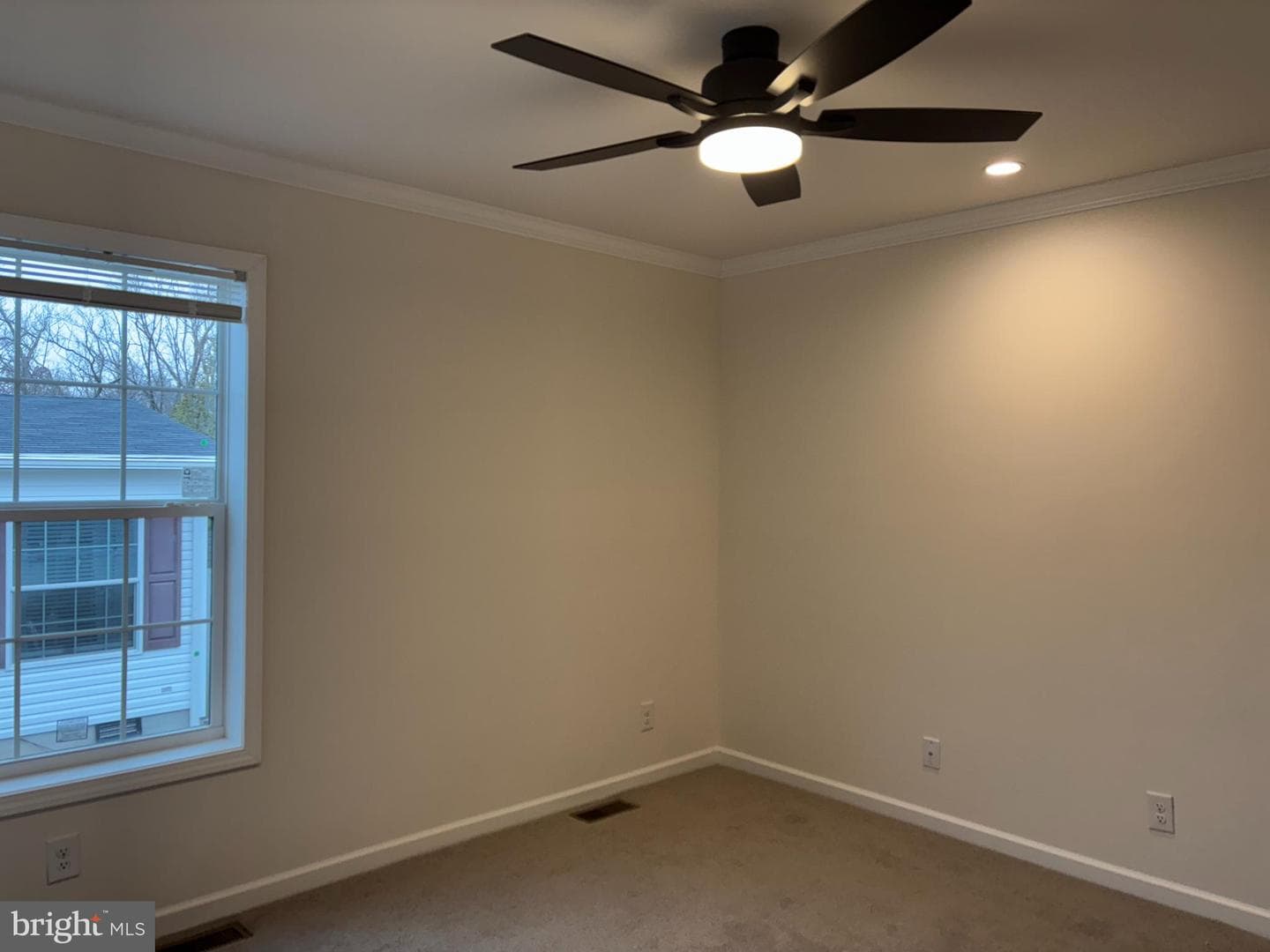 135 Creeks Edge Court photo 11