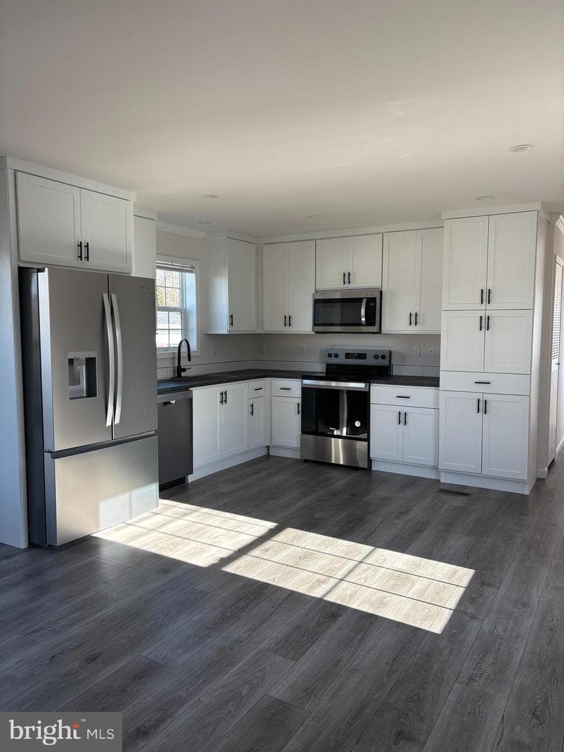 135 Creeks Edge Court photo 4
