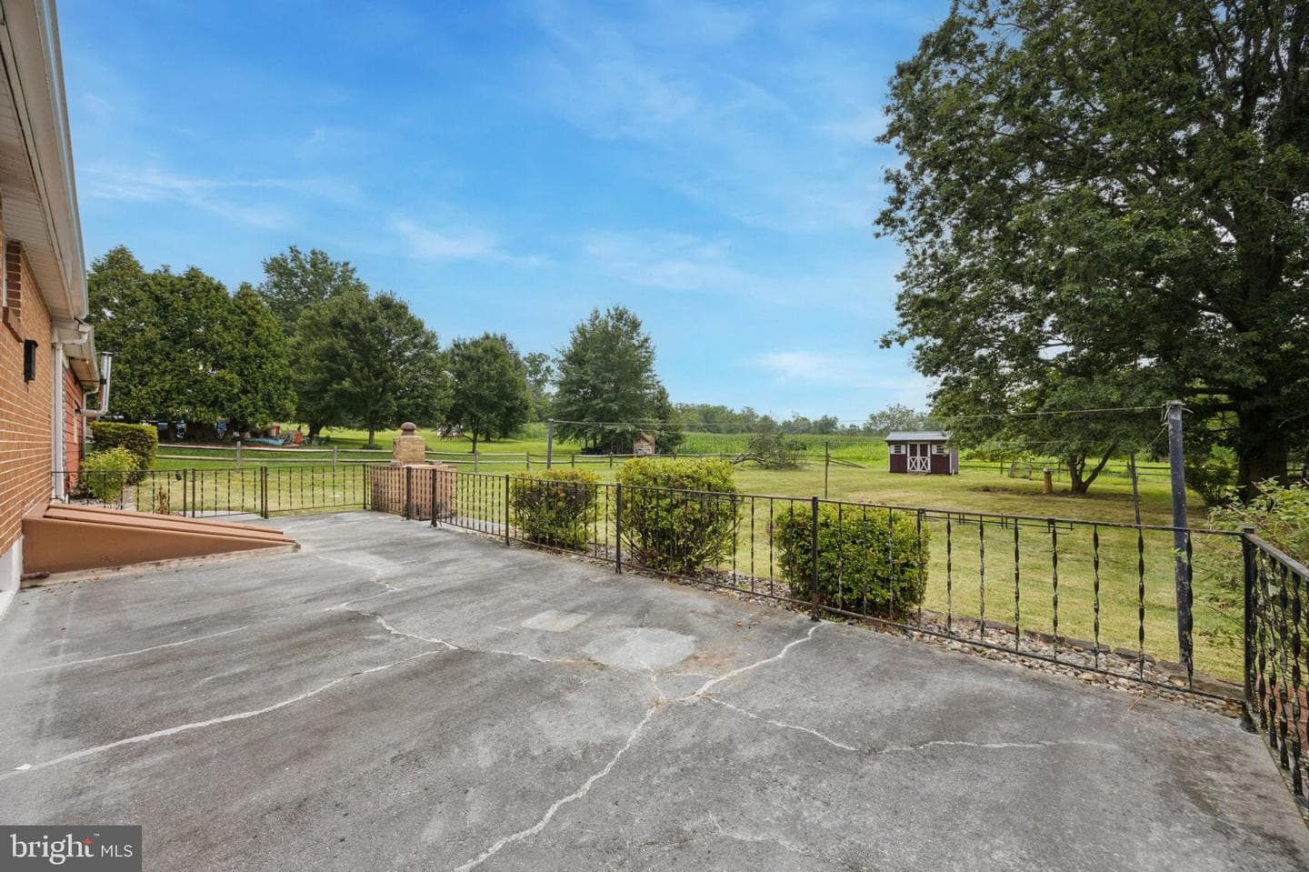 2518 Rhoads photo 4