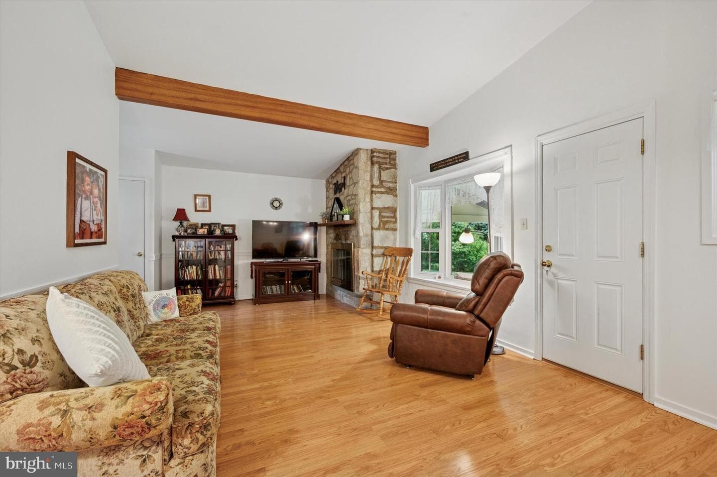 519 Paddock Road photo 6