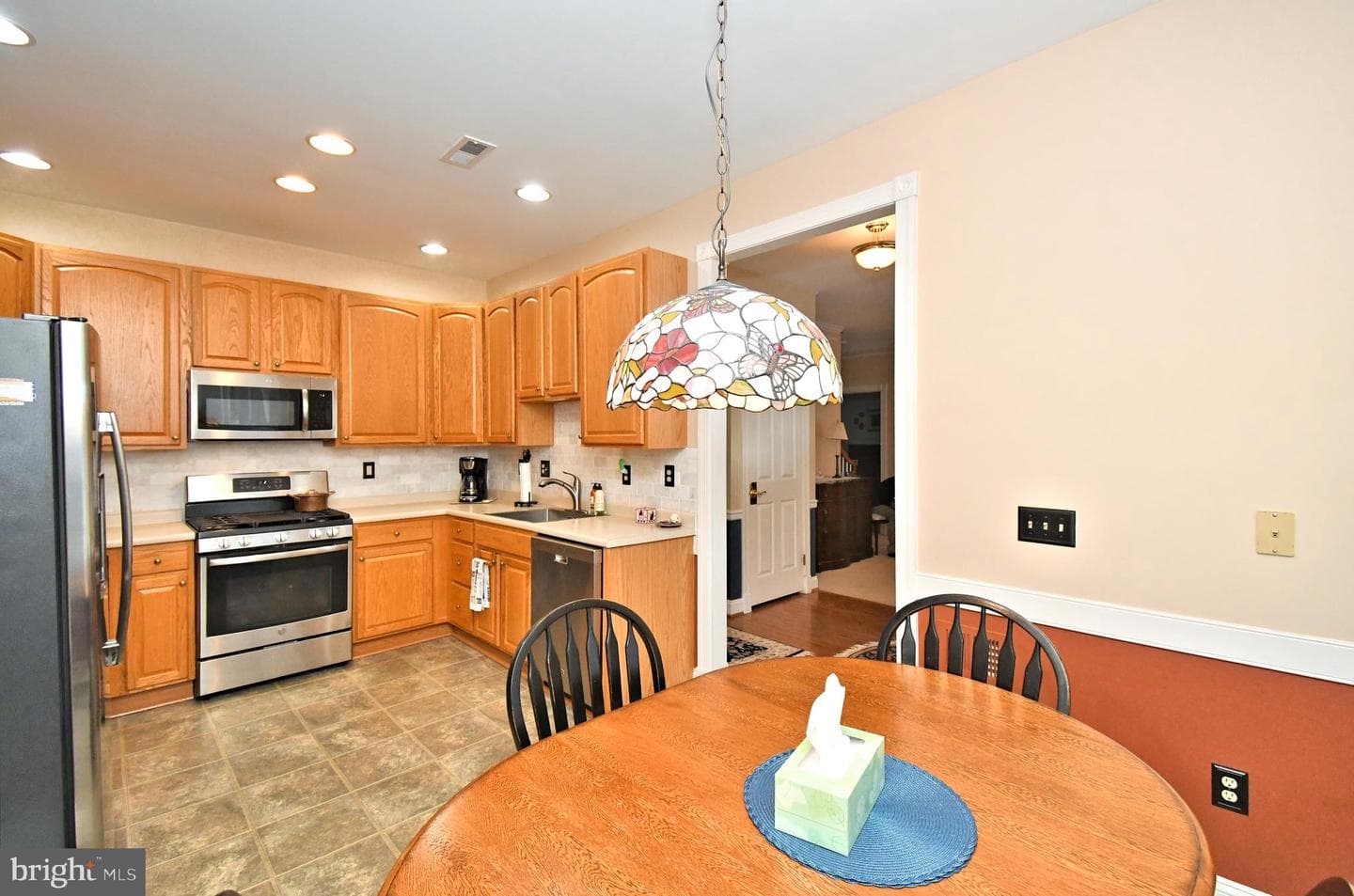 2 Newbury Way photo 11