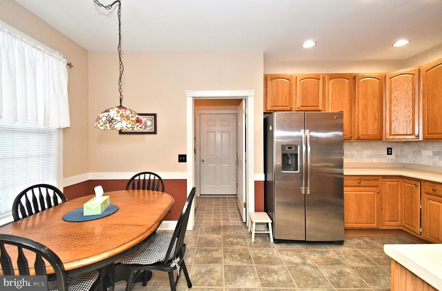 2 Newbury Way photo 9