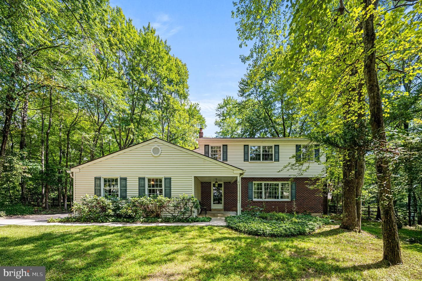 1470 Balboa Bend photo 1