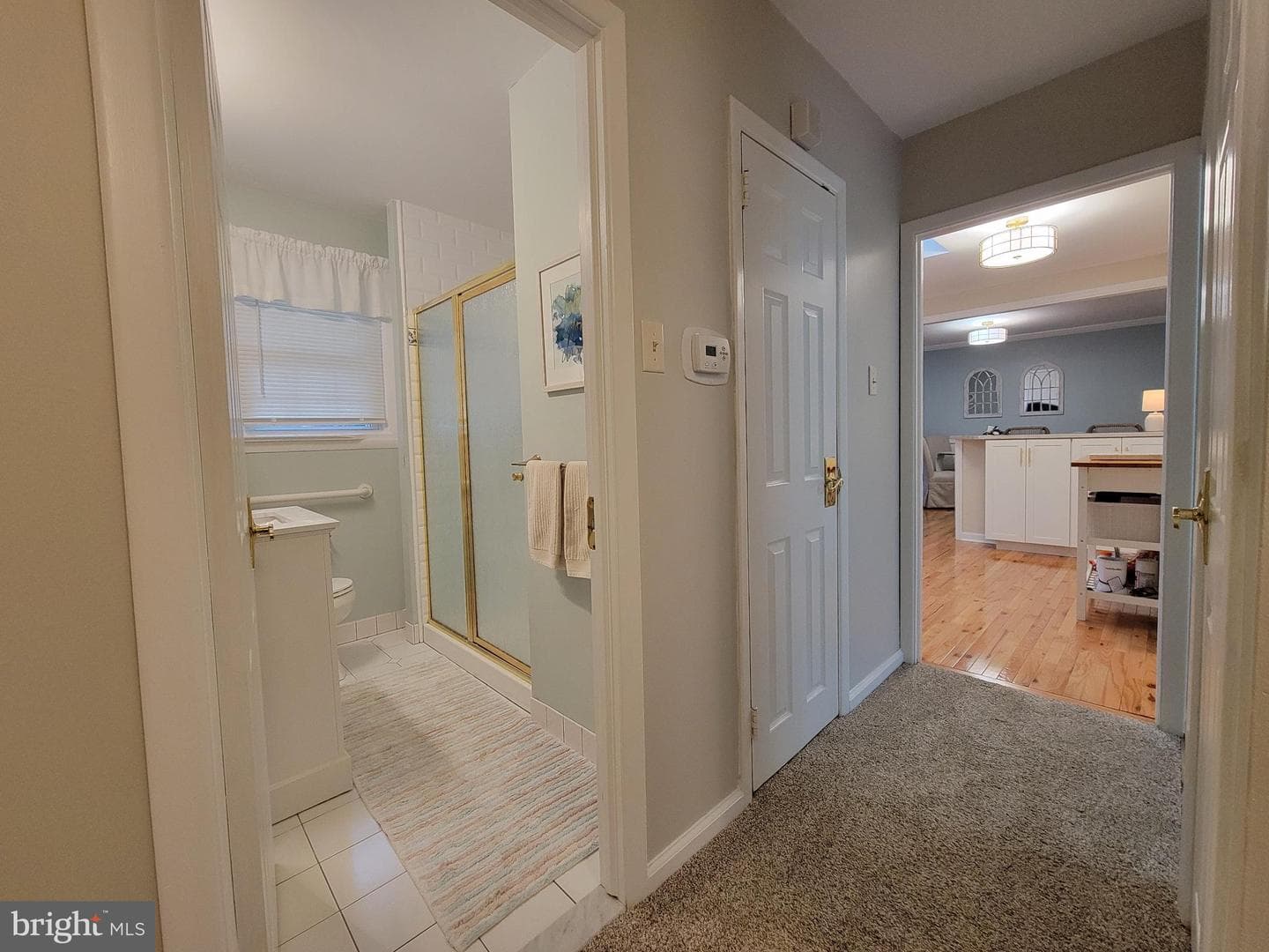 850 Thomas photo 54