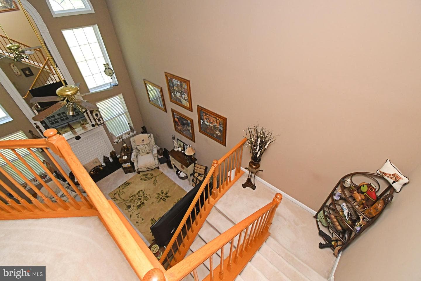 708 Ascot Court photo 25