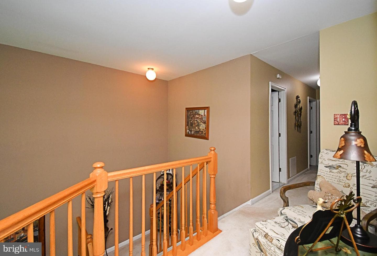 708 Ascot Court photo 27