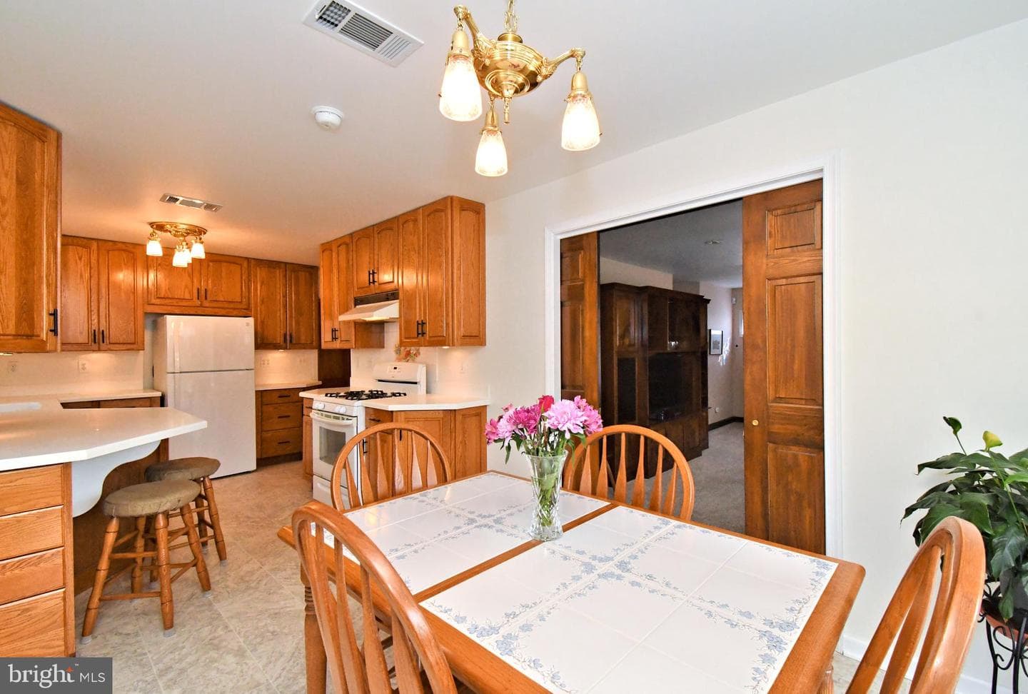 101 Orlando Avenue photo 12