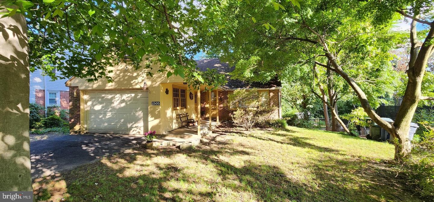 1505 Edge Hill Road photo 1